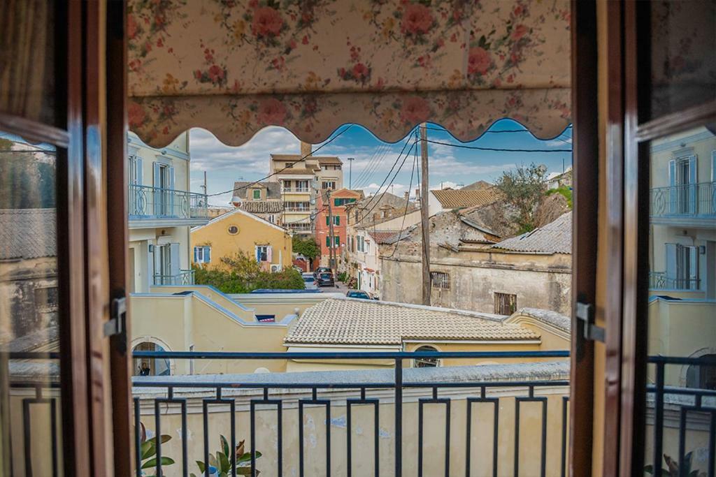 コルフ島Fay'S Vintage Boutique Houseアパートメント エクステリア 写真